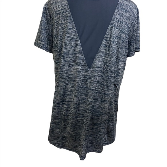 Athleta Womens athletic split side mesh back short sleeve top size medium - Picture 8 of 13